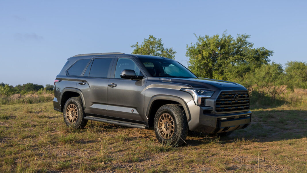 Toyota_Sequoia_Trailhunter_2027_01