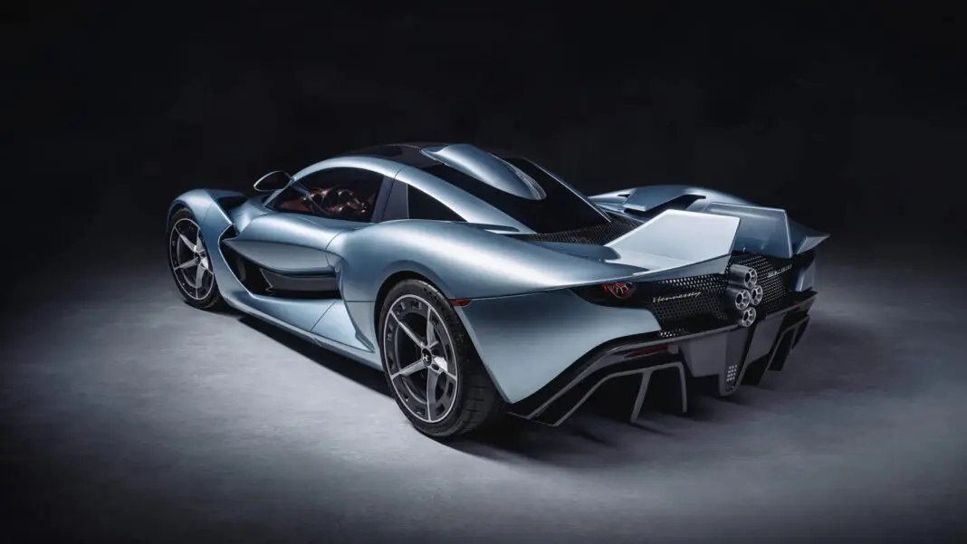 Hennessey-Blackbird-01-7
