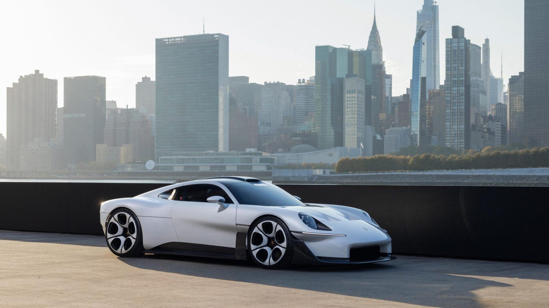 Porsche dévoile le concept Mission S, une nouvelle supervoiture positionnée au-dessus de la 911