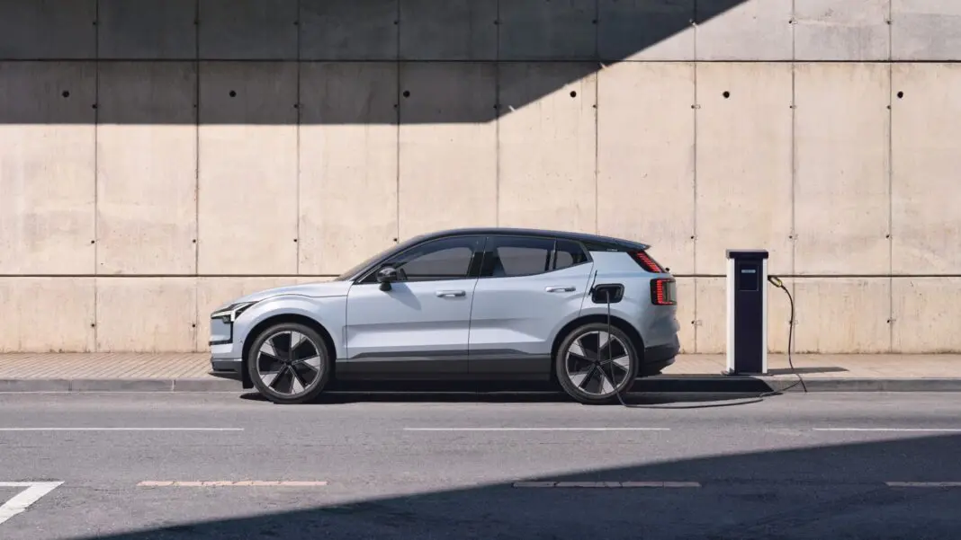Volvo_EX30_exterieur